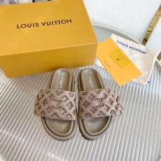 Louis Vuitton Slippers